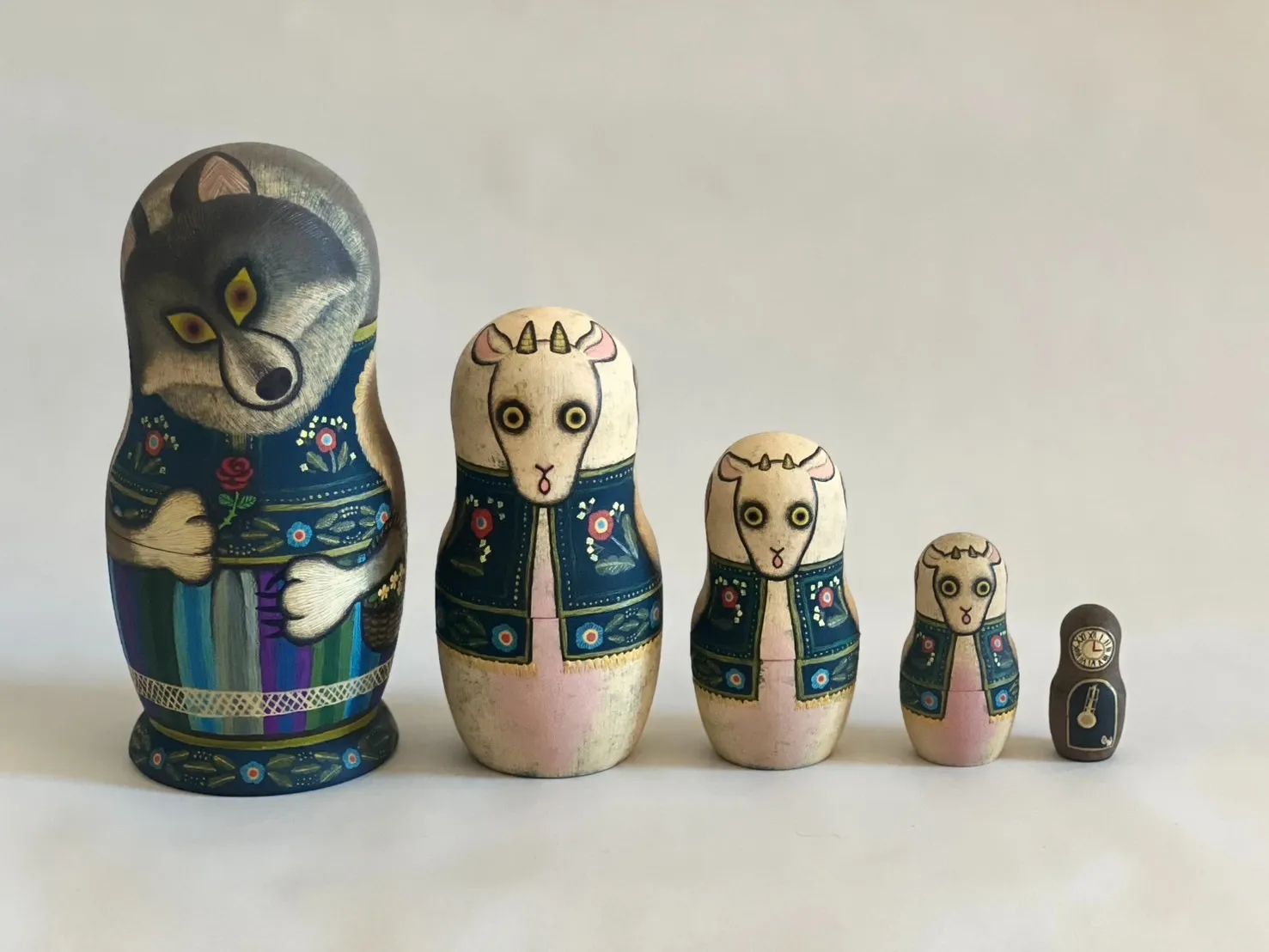 オオカミと七匹の子ヤギ　在庫あり