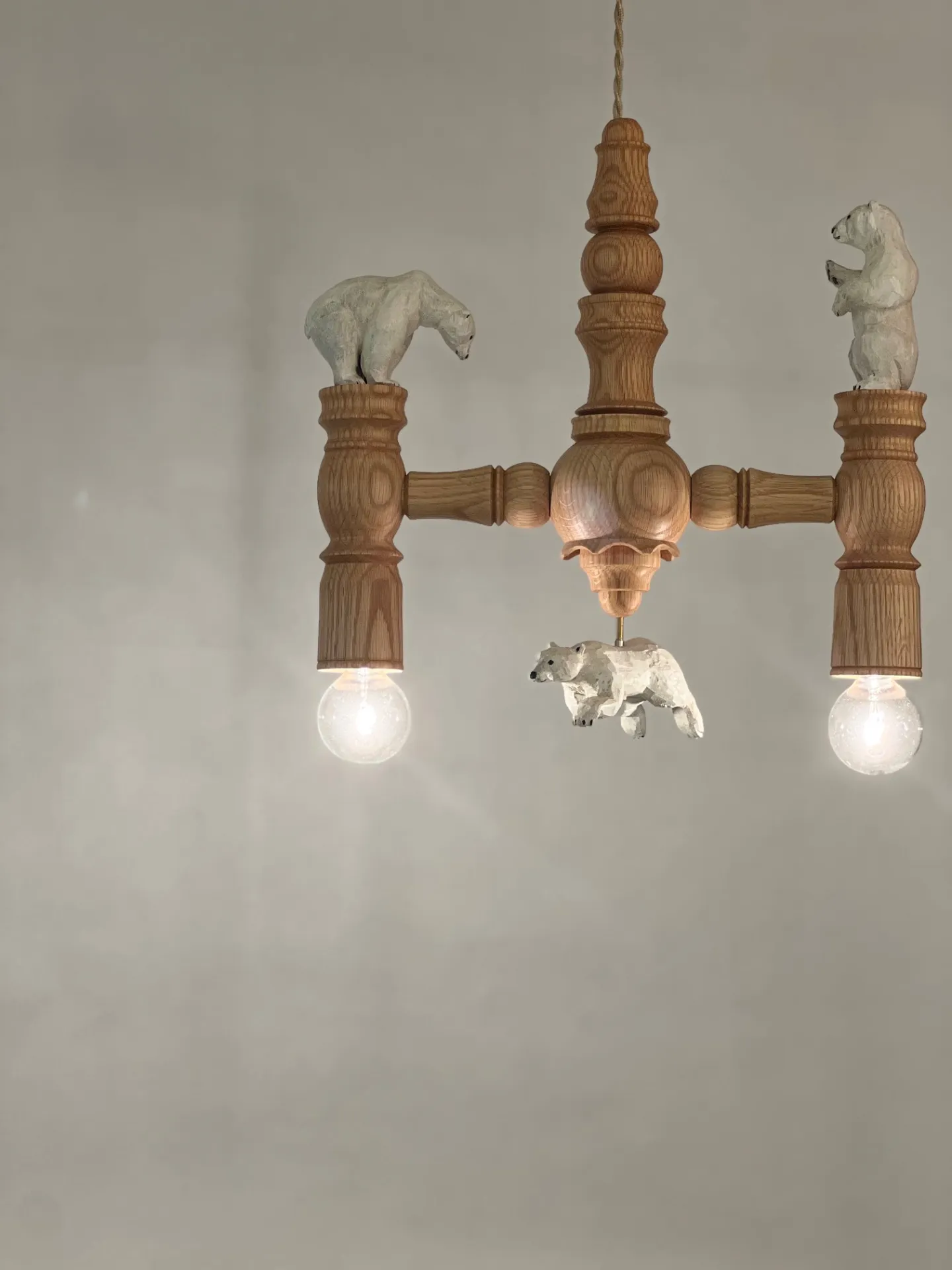 シロクマ2灯吊り下げランプ　在庫なし